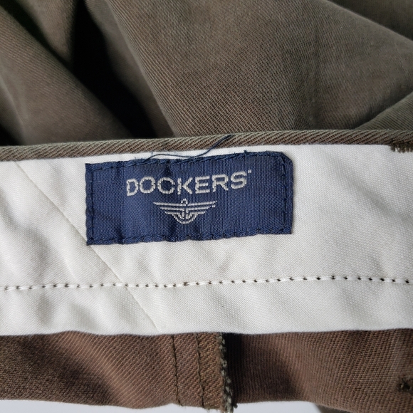Dockers Flat Front Classic Fit Tencel Blend Weatherd Soft Casual Pants 38×29 - Picture 7 of 11